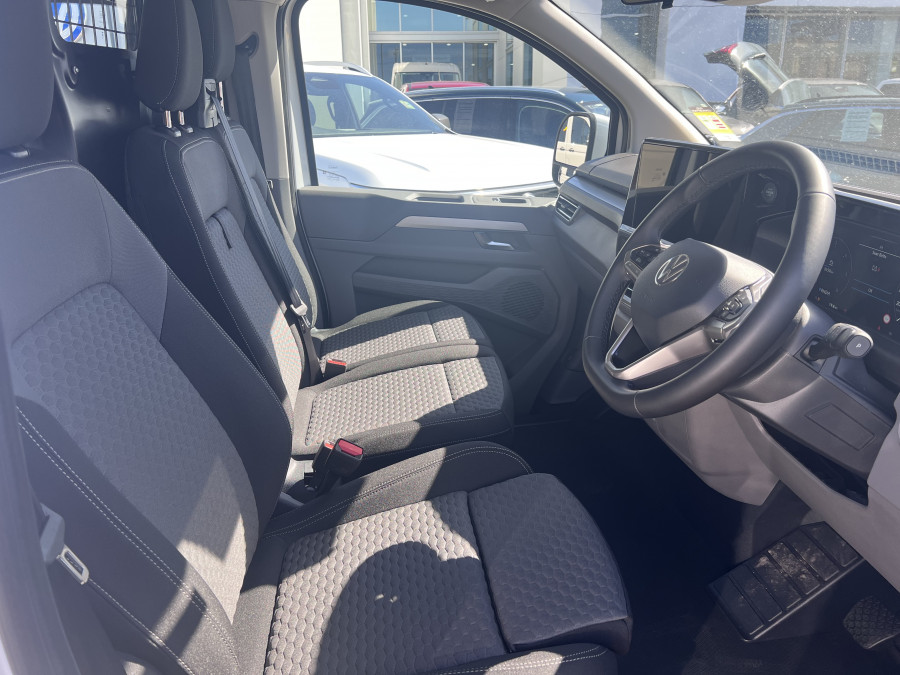2025 Volkswagen Transporter NSN TDI 125kW Van Image 6