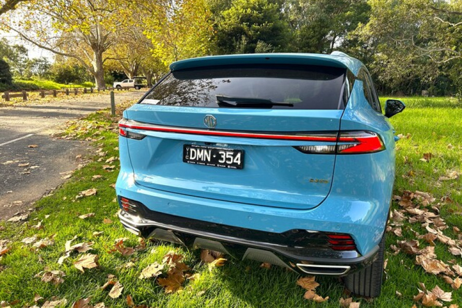 2025 MG HS MGNHS1.5DCTESSE25 Essence SUV Image 12