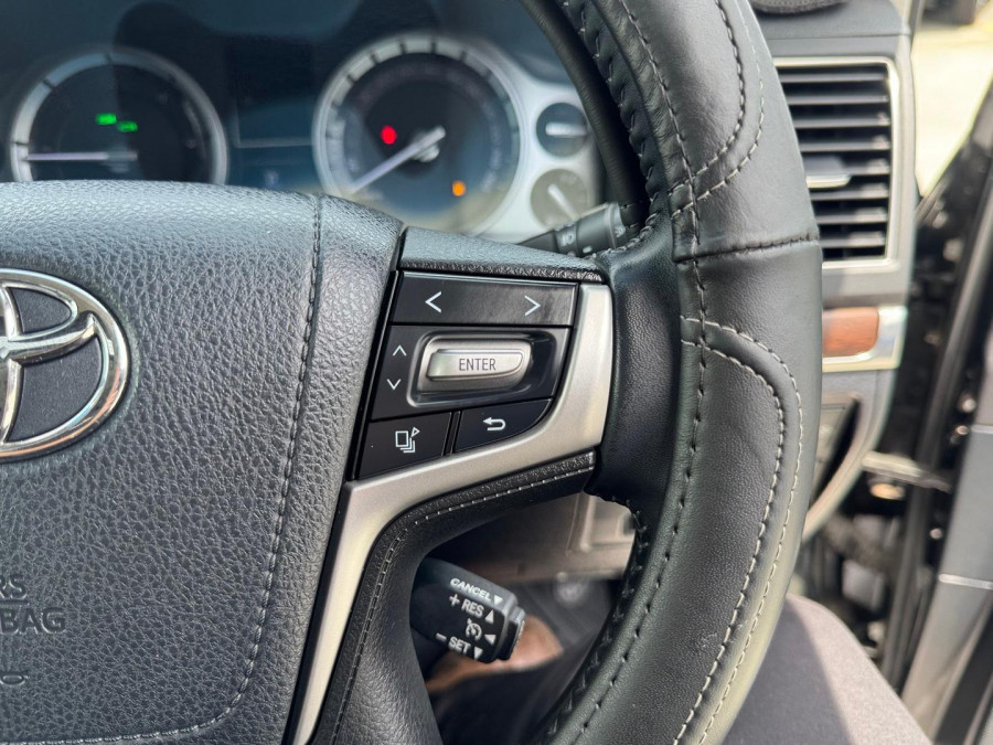 2019 Toyota LandCruiser VDJ200R VX SUV Image 25