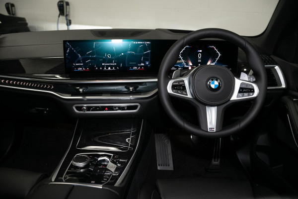2025 BMW X5 G05 LCI xDrive30d M Sport SUV image 7