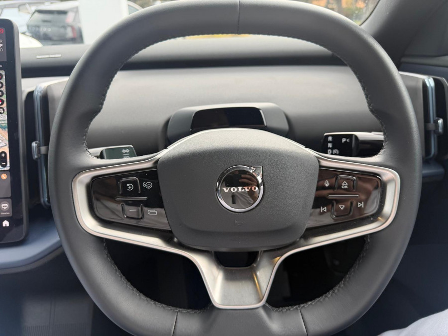 2024 MY25 Volvo EX30  Single Motor Extended Range Plus SUV Image 10