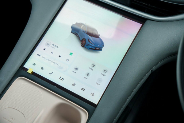 2025 MG IM6 S12L Premium SUV Image 14