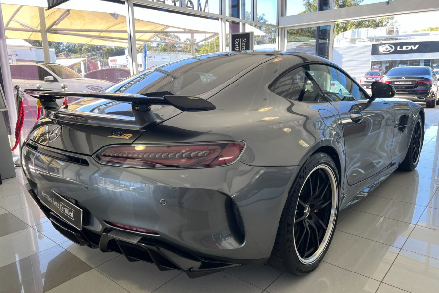 2021 MYon Mercedes-Benz AMG GT C190 R Coupe Image 9