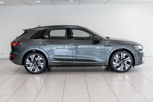 2024 Audi Q8 e-tron F1 55 SUV image 3