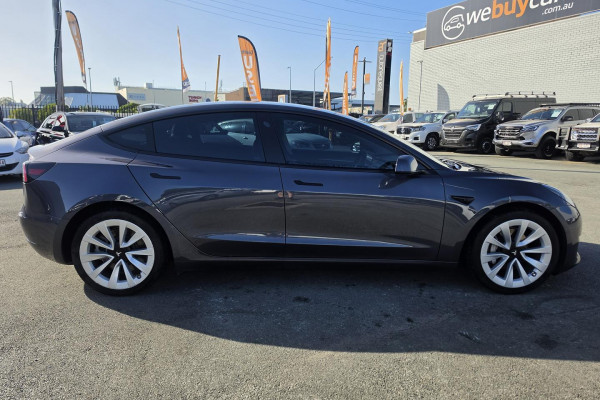 2021 Tesla Model 3  Long Range Sedan Image 6