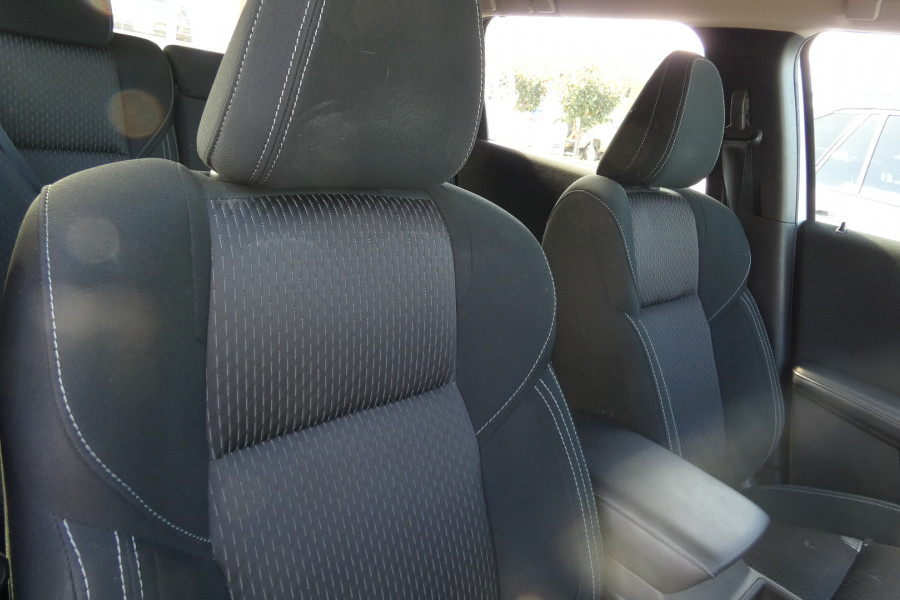 2022 MY22.5 Mitsubishi Outlander ZM MY22.5 ES 7 SEAT 2WD SUV Image 16