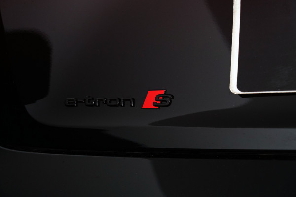 2023 Audi e-tron S GE Sportback SUV Image 21