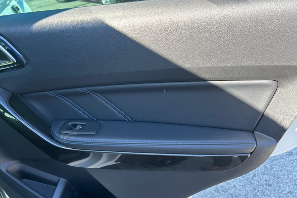 2020 MY21.25 Ford Everest UA II Sport SUV Image 34