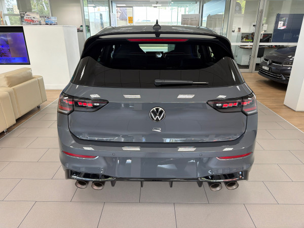 2026 Volkswagen Golf 8.5 R Hatch image 3