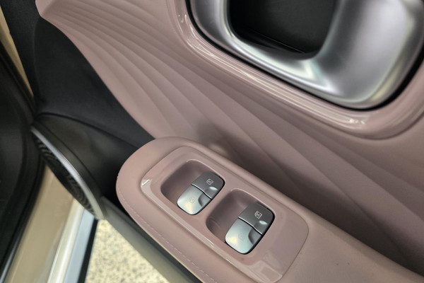 2026 AION UT No Series Premium Hatch Image 15