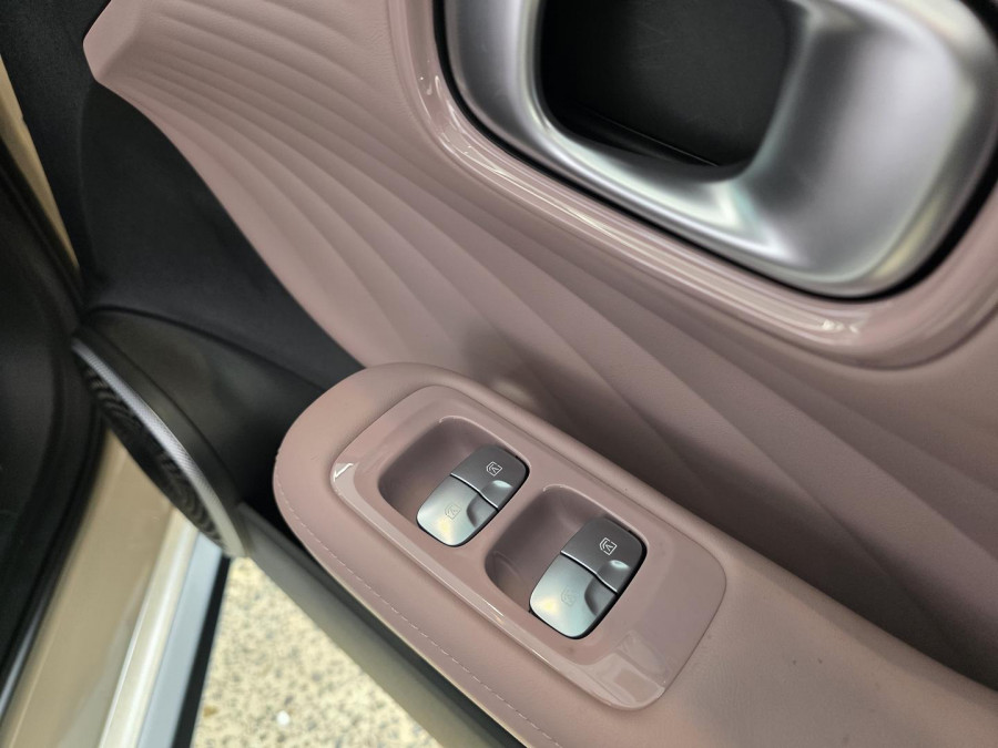 2026 AION UT No Series Premium Hatch Image 15