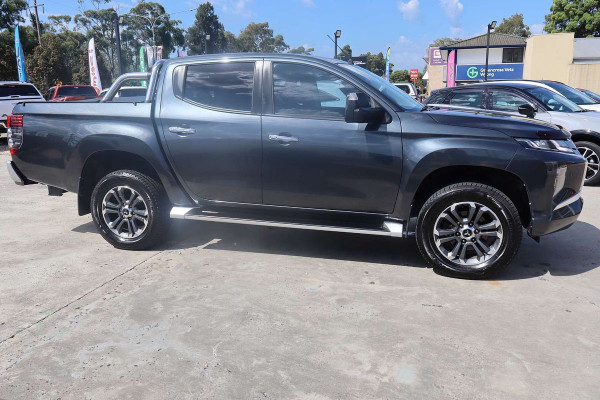 2020 Mitsubishi Triton MR GLS Ute Image 3