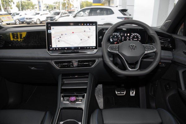 2026 Volkswagen Tiguan 195TSI R-Line SUV image 7