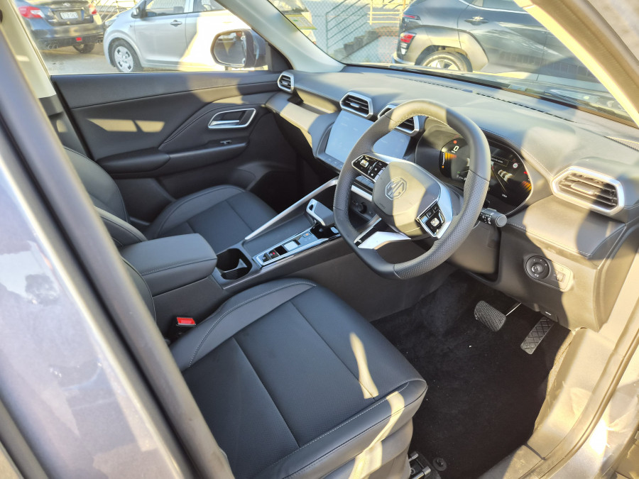 2025 MY25.5 MG ZS ZS32 Essence Hybrid+ SUV Image 12