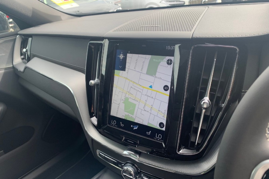 2020 Volvo XC60 UZ D5 R-Design Suv Image 13