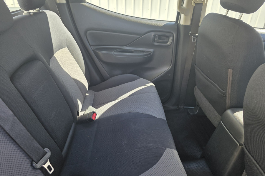 2019 Mitsubishi Triton MR GLX ADAS Cab Chassis Image 13