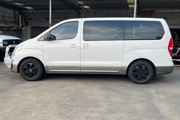 2017 MY18 Hyundai iMax TQ3-W Series II  People Mover