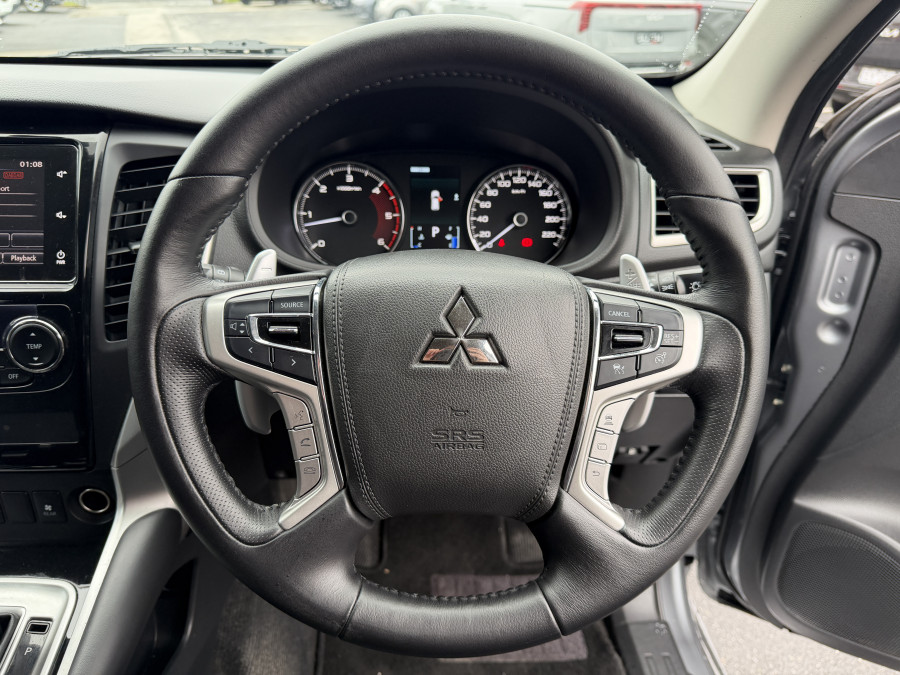 2019 Mitsubishi Pajero Sport QE Black Edition SUV Image 16