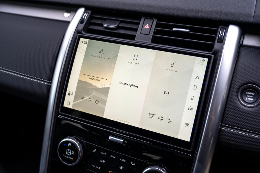 2025 Land Rover Discovery Series 5 D350 Dynamic SE SUV