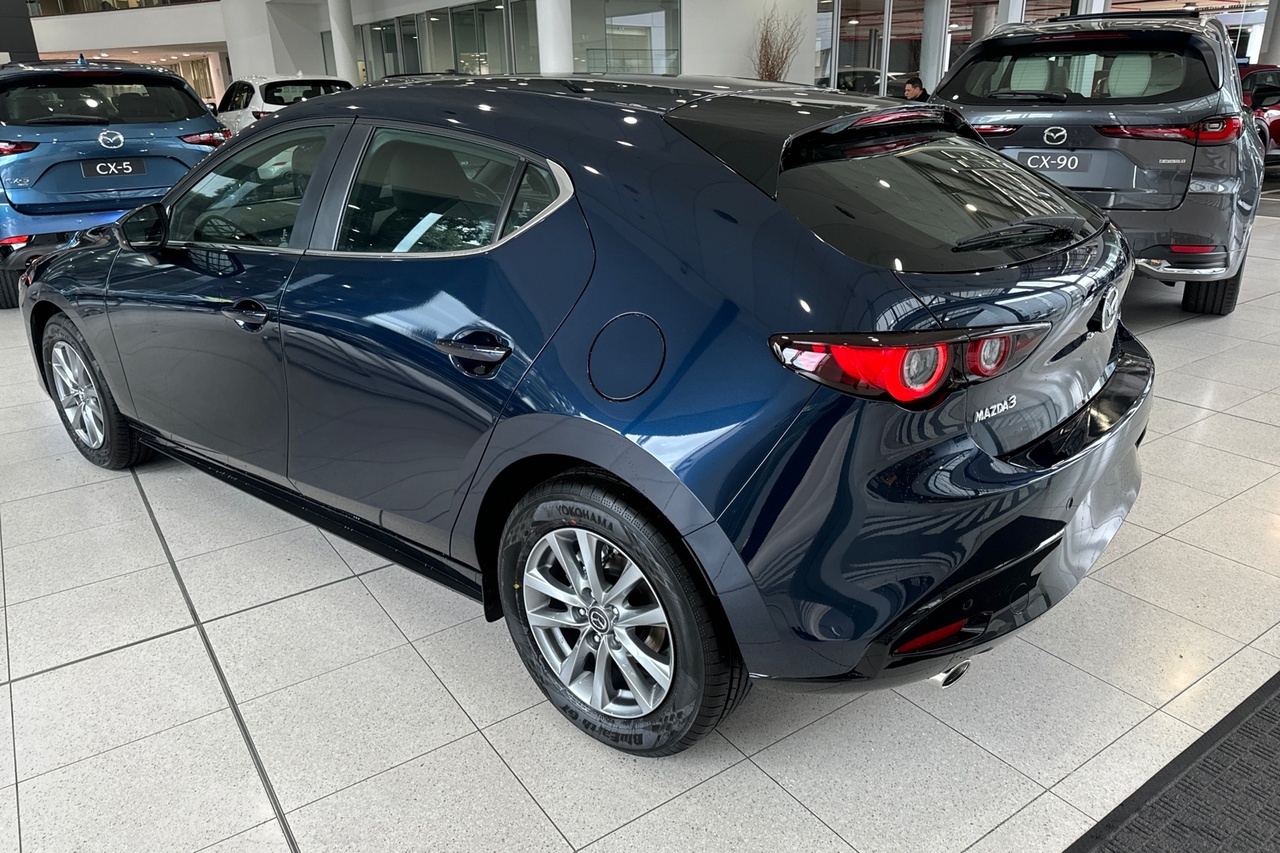 2024 Mazda 3 BP Series G20 Pure Hatch Image 6