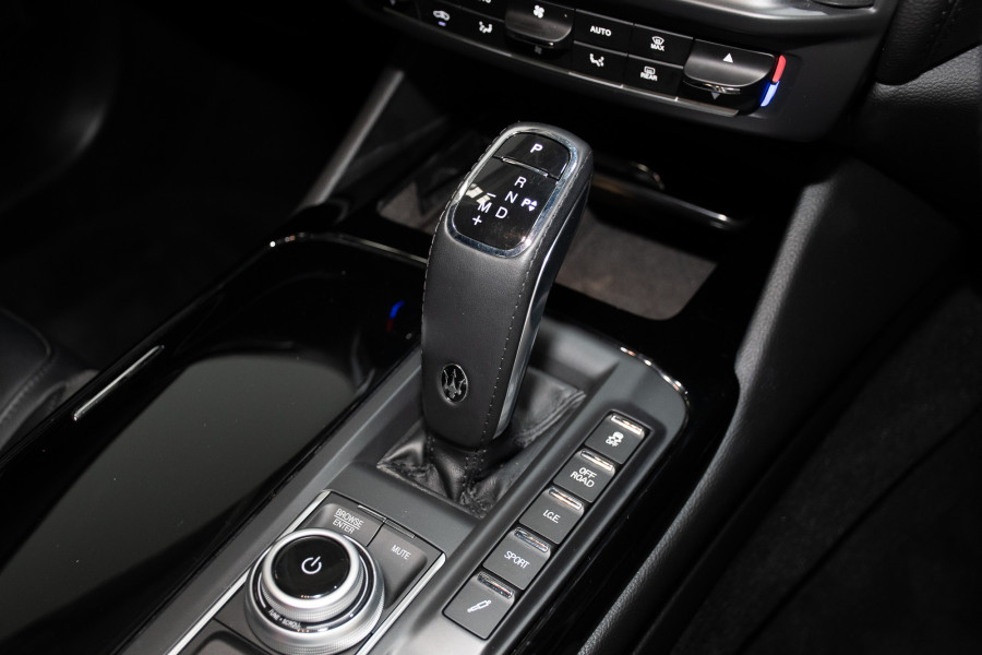 2022 Maserati Levante GT SUV Image 18
