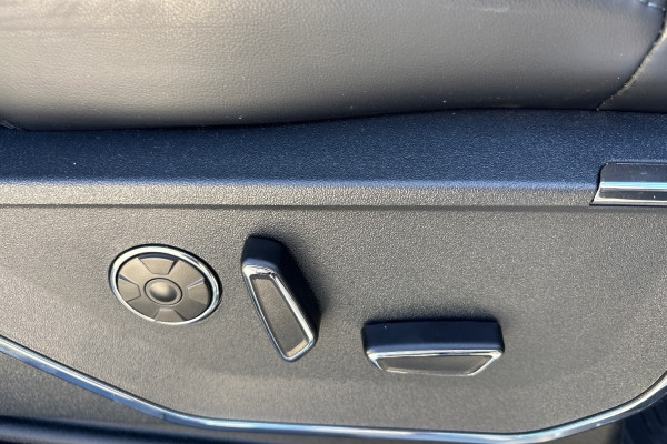 2024 Ford F-150  Platinum Dual Cab Image 9