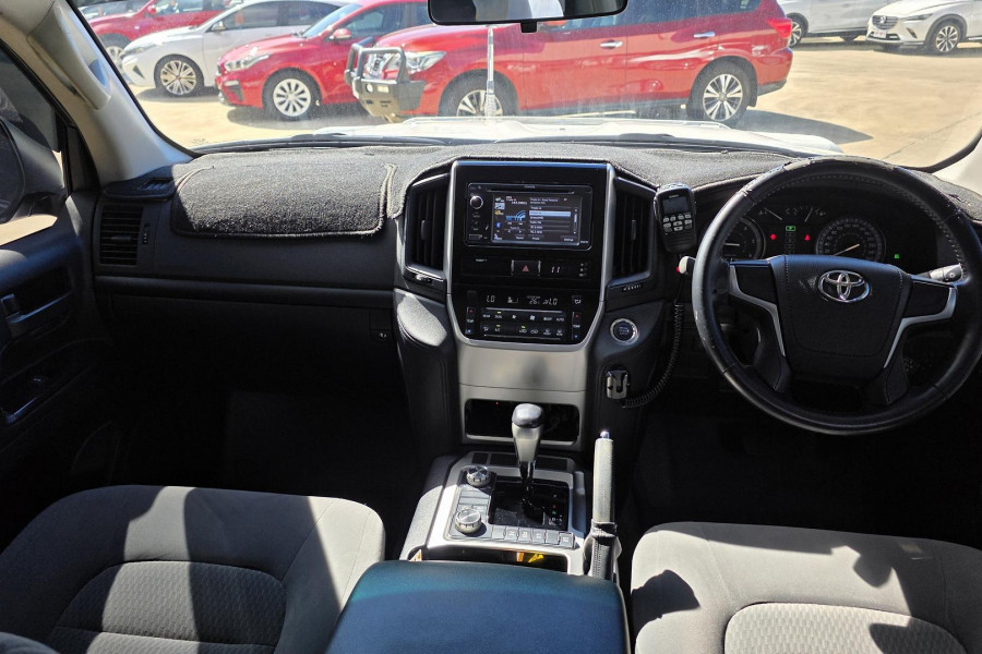 2015 MY14 Toyota LandCruiser VDJ200R GXL SUV Image 16