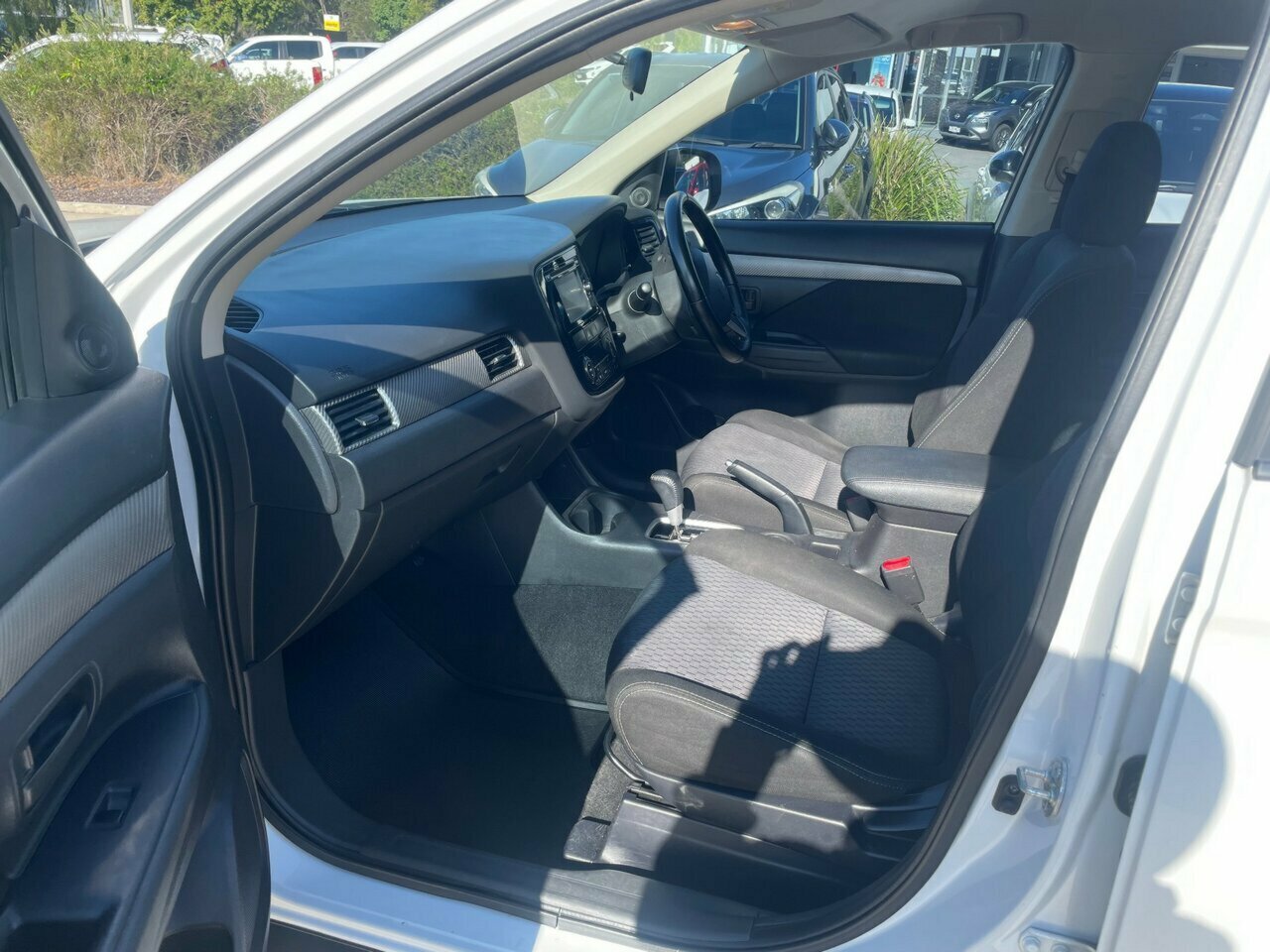 2013 MY14 Mitsubishi Outlander ZJ ES SUV Image 10
