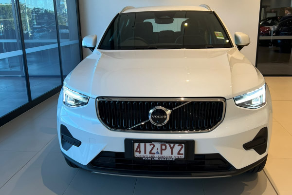 2026 Volvo XC40 XZ Plus B4 SUV Image 4