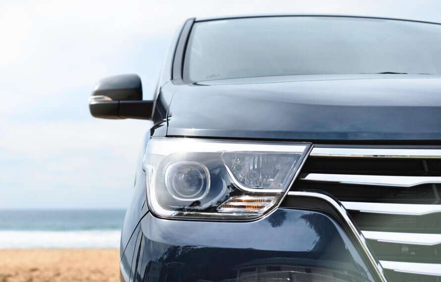 iMax Automatic dusk sensing headlamps.