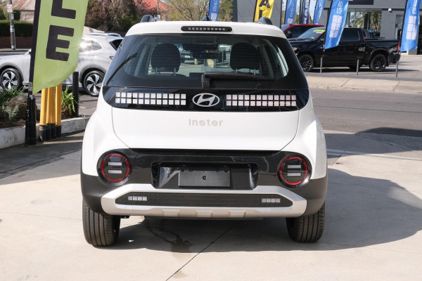 2026 Hyundai INSTER AX.V1 Extended Range SUV Image 4