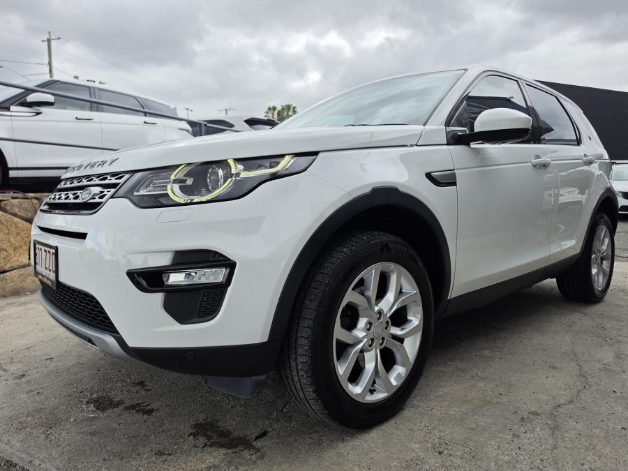 2017 Land Rover Discovery Sport L550 TD4 HSE SUV Image 3