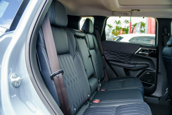 2025 Mitsubishi Outlander ZM Exceed SUV Image 10