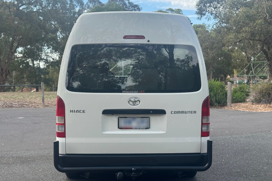 2018 Toyota HiAce KDH223R Commuter Bus Image 6