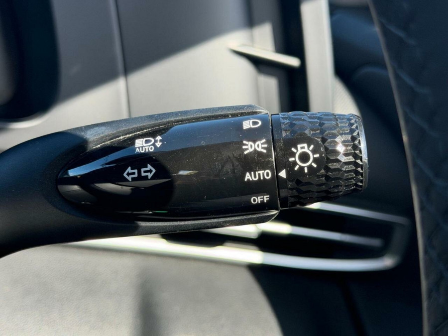 2024 MY25 Hyundai i30 CN7.V2 Elite Hybrid Sedan Image 23
