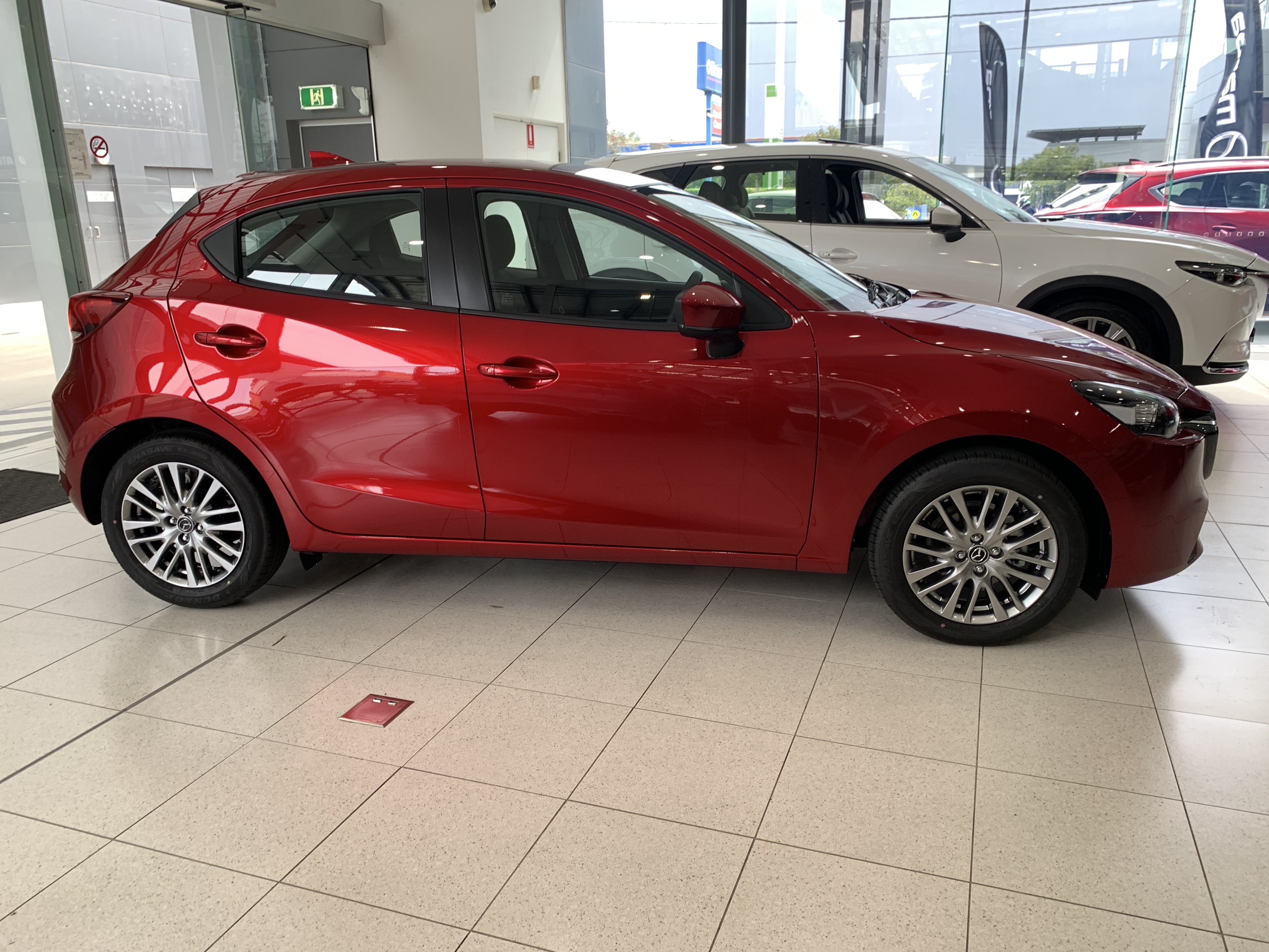 2024 Mazda 2 DJ Series G15 Evolve Hatch Image 2