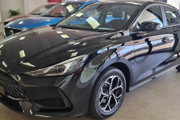 2023 MG MG5 AP32 Essence Sedan Image 5