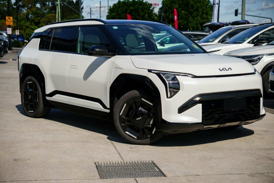 2025 Kia EV3 SV GT-Line SUV Image 1