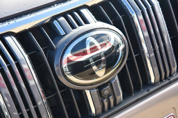 2023 Toyota LandCruiser Prado GDJ150R VX SUV Image 18