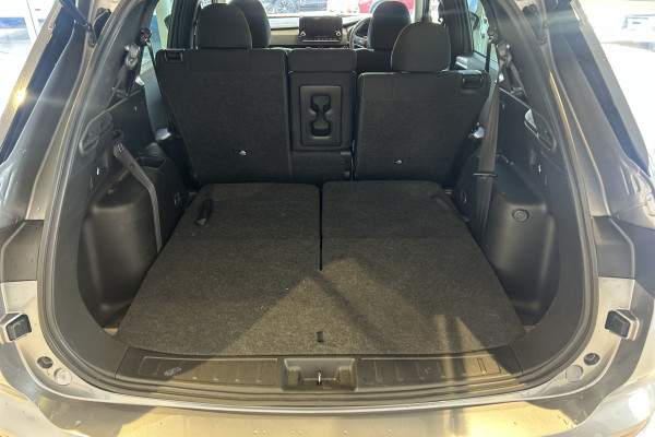 2023 Mitsubishi Outlander ZM LS SUV Image 23