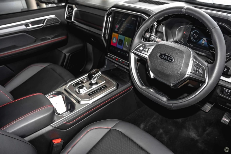 2026 JAC T9  Oasis Ute Image 6