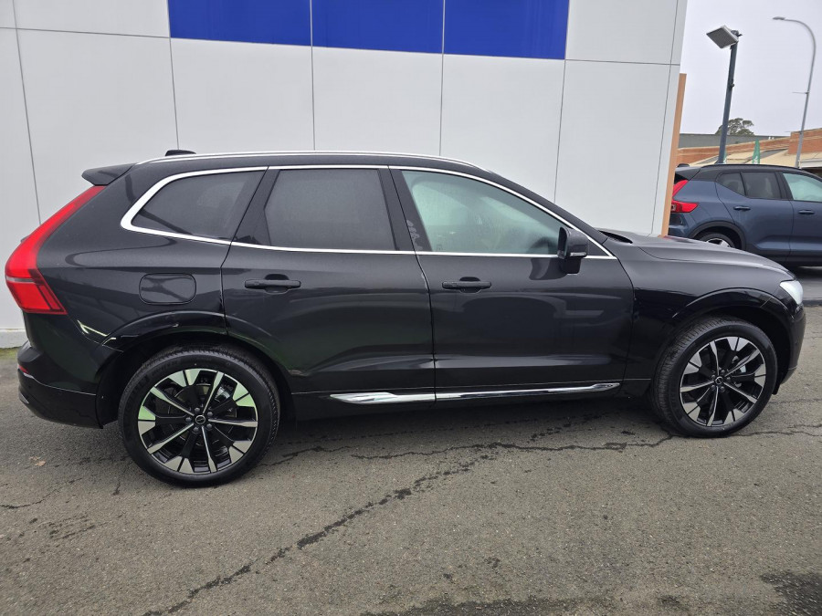 2026 Volvo XC60 UZ Plus B5 Bright SUV Image 10