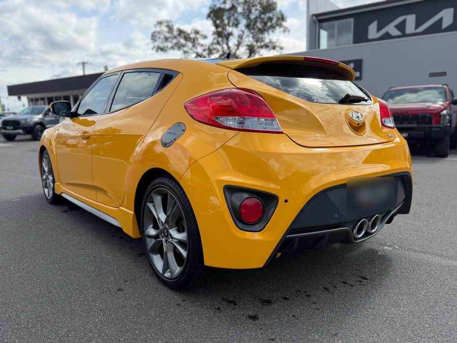 2016 Hyundai Veloster FS5 Series II SR Turbo Hatch Image 9