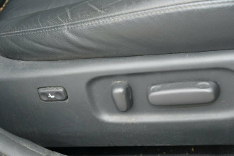 2011 Toyota Camry AHV40R Hybrid Luxury Sedan