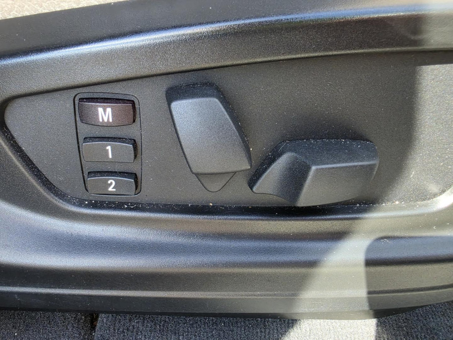 2012 BMW X5 E70 xDrive30d SUV Image 20