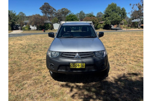 2015 Mitsubishi Triton MN GL Cab Chassis