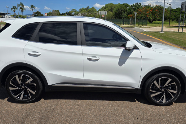 2026 MG ZS Essence Hybrid+ SUV Image 13
