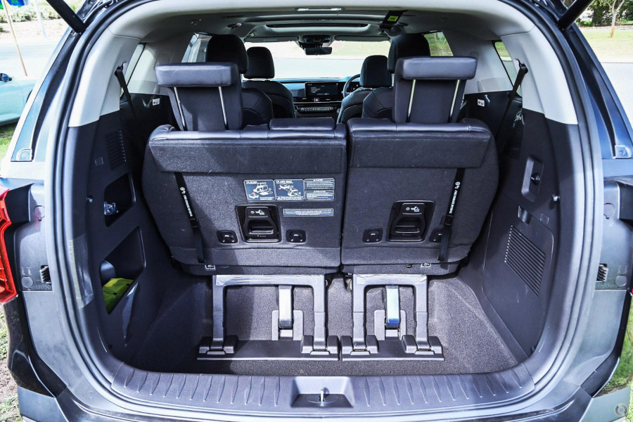 2026 MY27 Kia Carnival KA4 PE GT-Line HEV People Mover Image 10