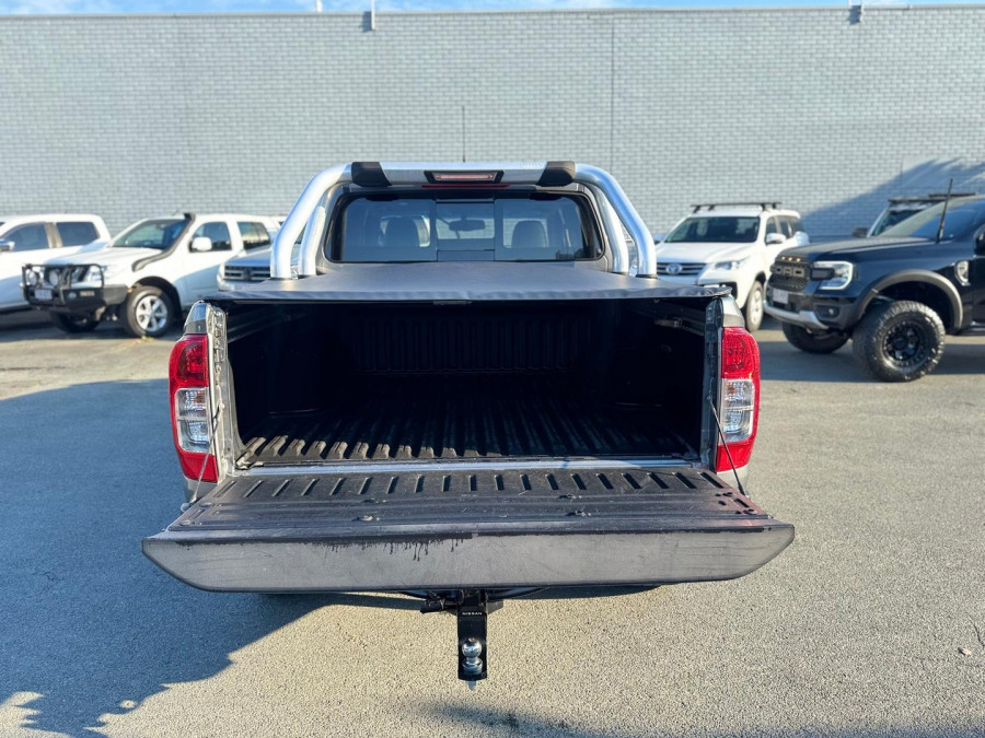 2016 Nissan Navara D23 ST-X Ute Image 14