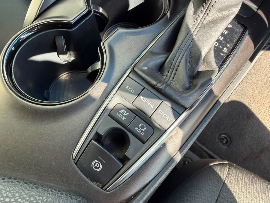 2021 Toyota Camry Hybrid AXVH70R Ascent Sedan Image 14